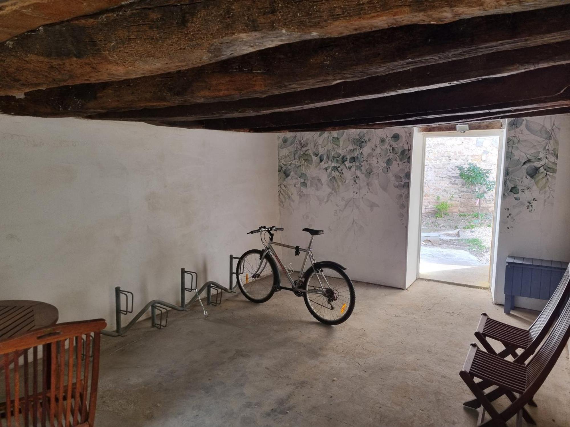 Fenetre Sur Cour Du Docteur Privey - Secure Park Bike - Voie Bleue Ξενοδοχείο Tournus Εξωτερικό φωτογραφία